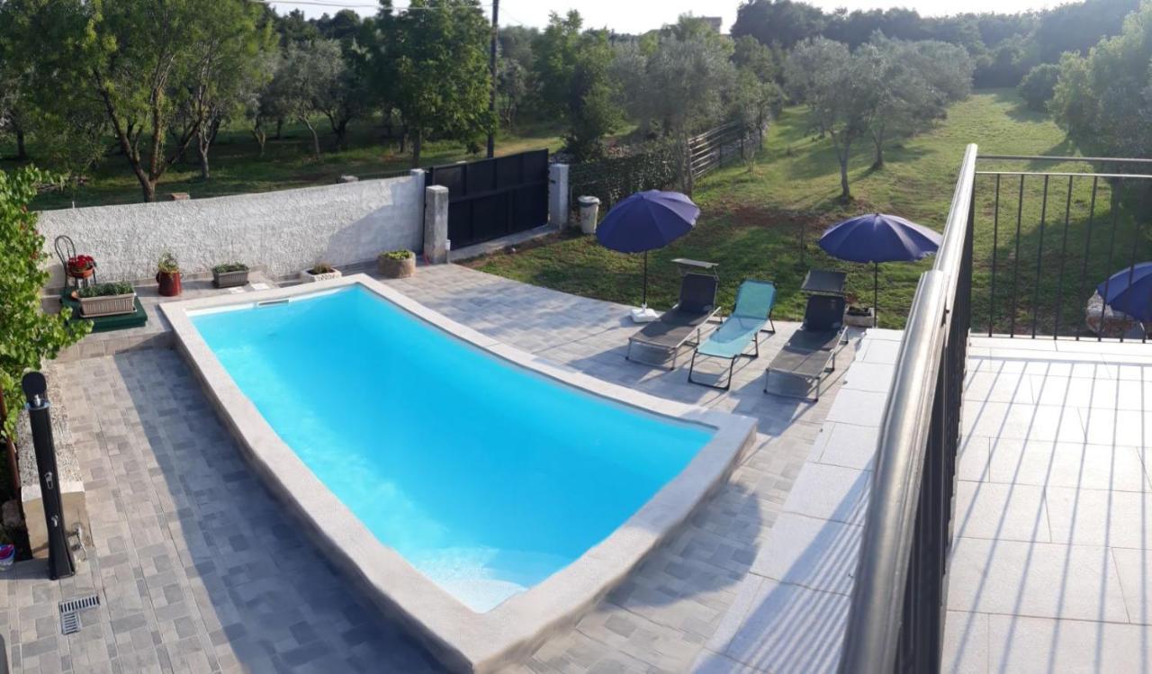 Holiday Home Dioniza 沃德年 外观 照片